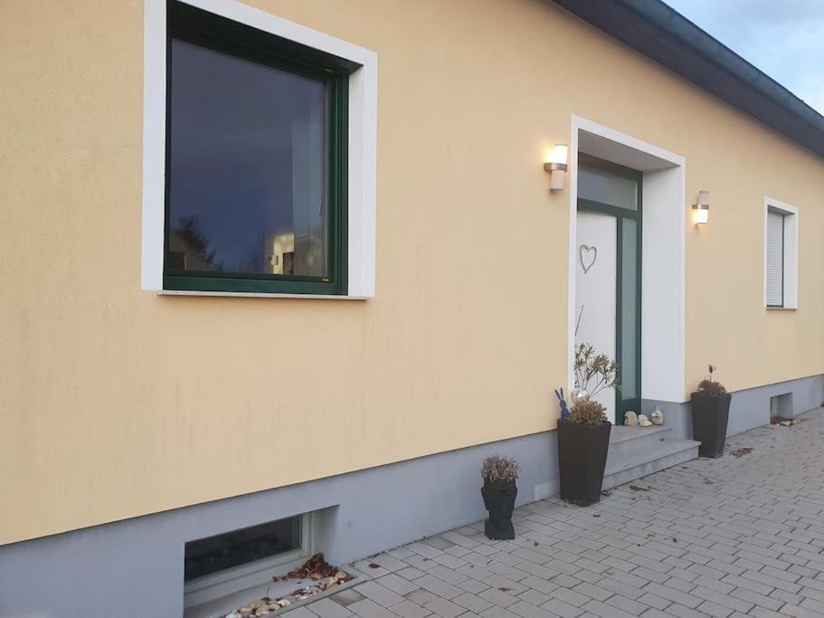 Mareli Neusiedler Stadthaus Neusiedl am See Luaran gambar
